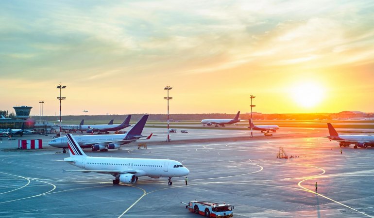 Gestão de viagens corporativas: Saiba como aprimorar a experiência em aeroportos!